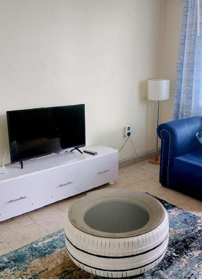 Rubi Studio APT Naivasha Esterno foto